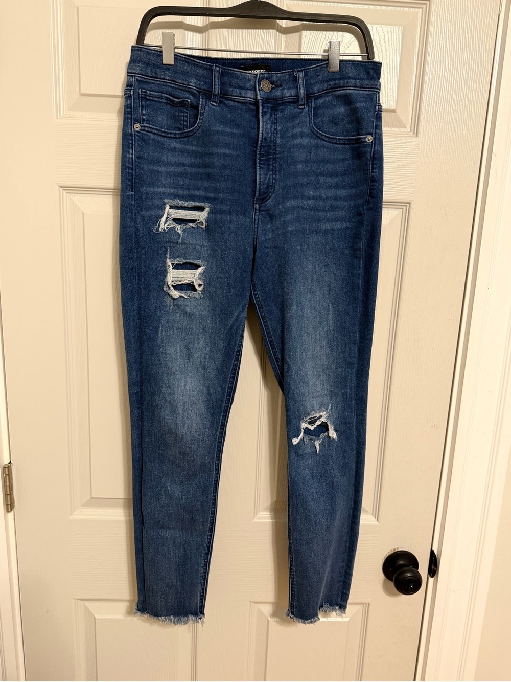 Express Women’s Dark Blue Ripped Skinny Jeans